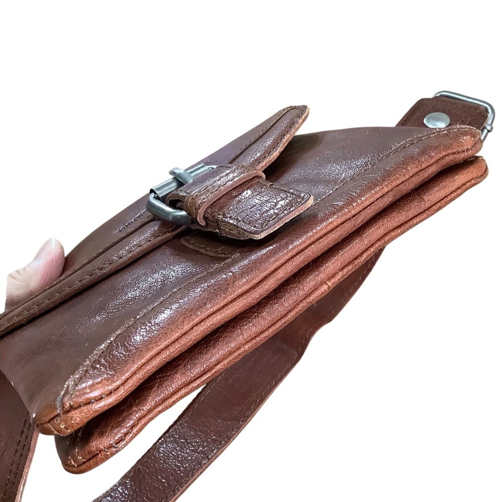 Spikes & Sparrow Brown Leather Hip Bag With Adjustbale Crossbody Snaps - Picture 10 of 12